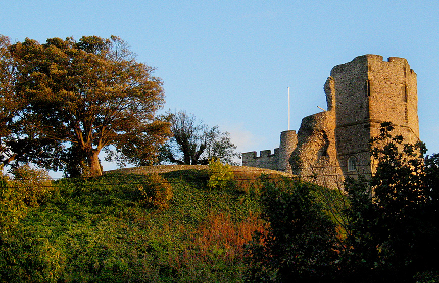 Monday October 6th (2008) it's that old castle again align=