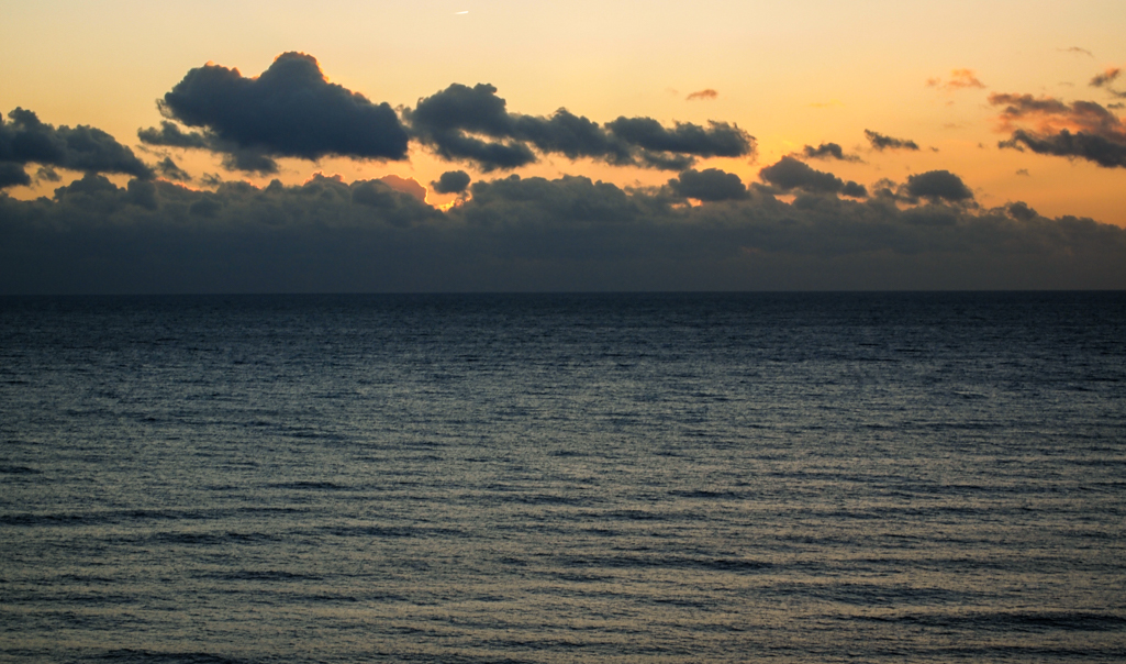 Thursday April 2nd (2015) sunset over sea align=
