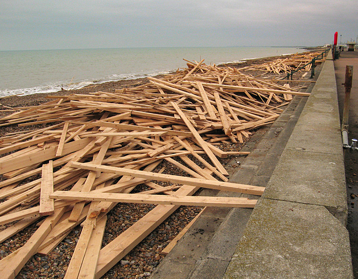 Tuesday January 29th (2008) washed up timber align=